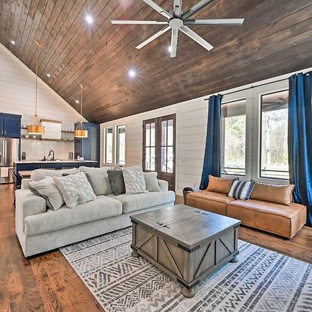 Private Hot Tub, Outdoor Fireplace Broken Bow Gem Exterior photo