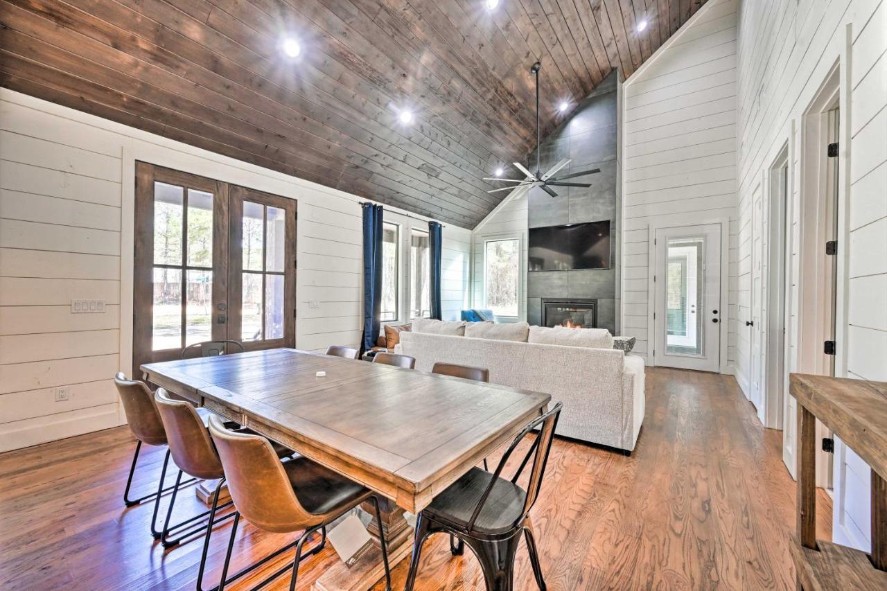Private Hot Tub, Outdoor Fireplace Broken Bow Gem Exterior photo